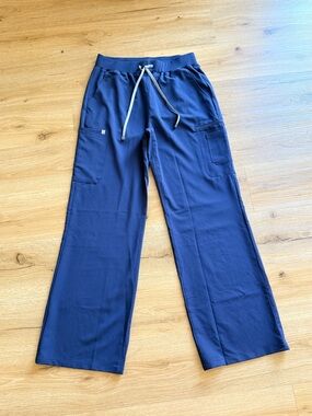 Fabletics Navy Wide-Leg Drawstring Scrub Pants- Large Tall